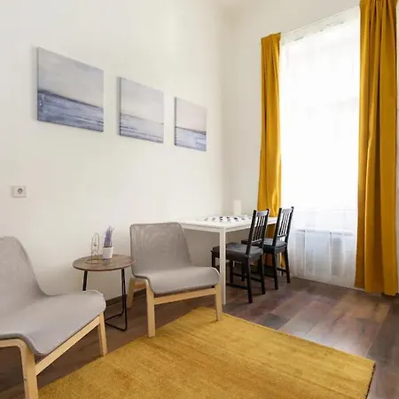 Chio Dous Apartment *